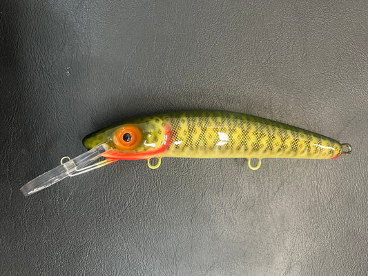 $9 Bass - Pearl Belly - 9H