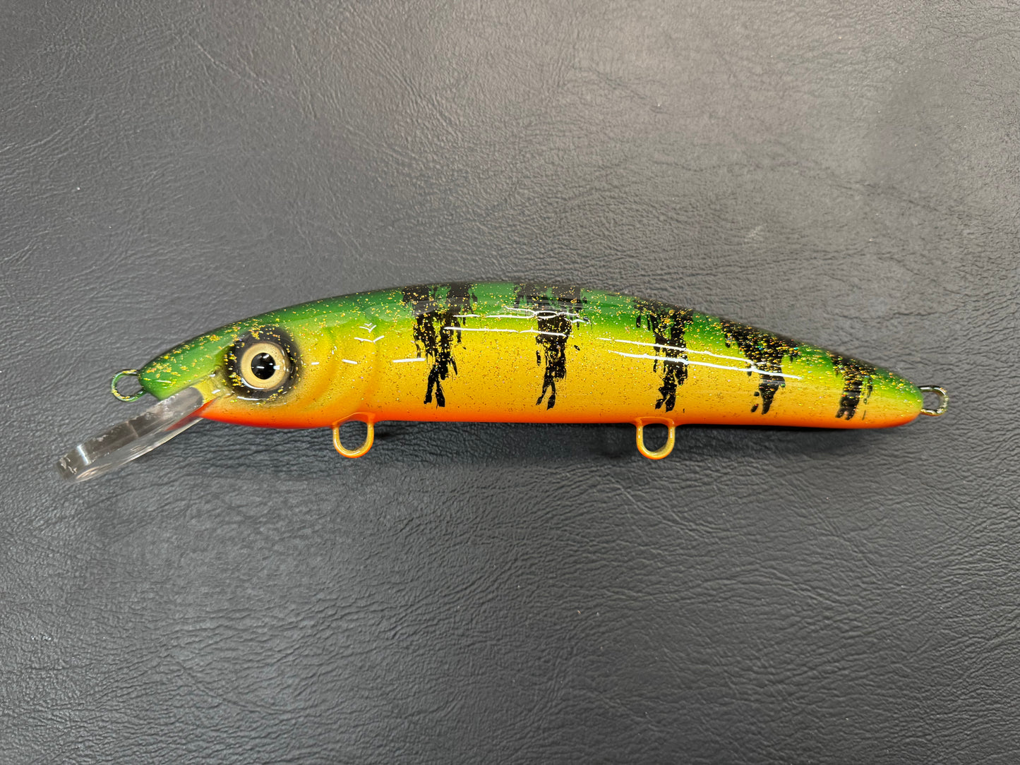 Classic Perch (glitter) - Orange Belly - 9CP